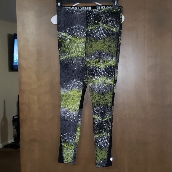 Active leggings - Picture 2 of 3